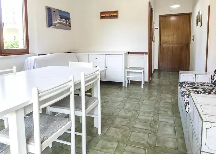 M085 - Marcelli, Trilocale Con Giardino Al Mareverde *