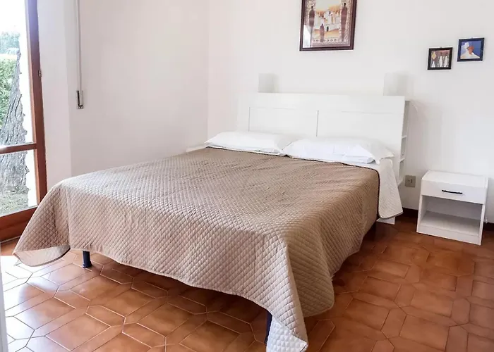 M085 - Marcelli, Trilocale Con Giardino Al Mareverde * Marcelli